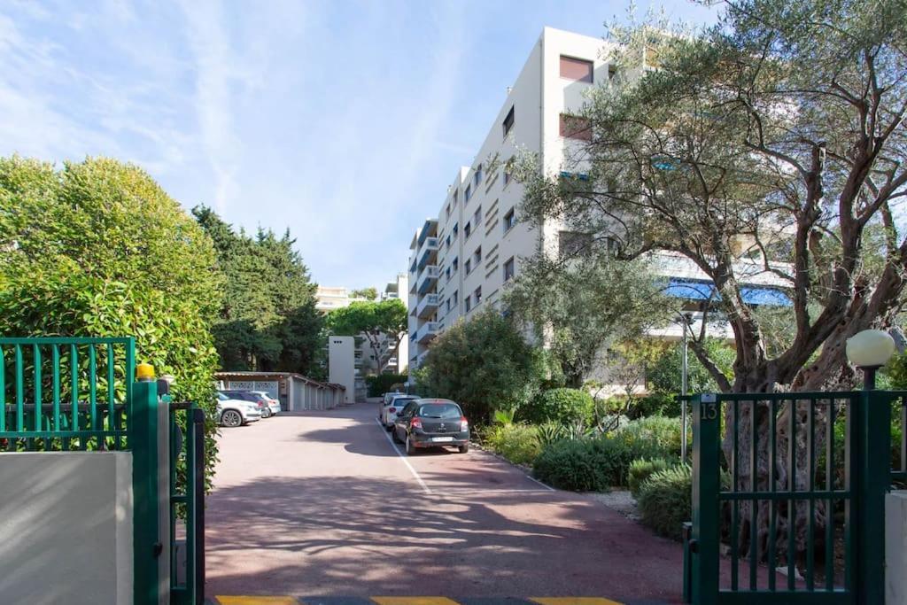 昂蒂布A6- 2 Bdr Incredible Sea View - Ac, Garage & Terrace公寓 外观 照片