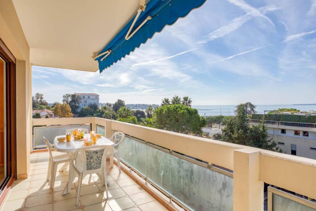 昂蒂布A6- 2 Bdr Incredible Sea View - Ac, Garage & Terrace公寓 外观 照片